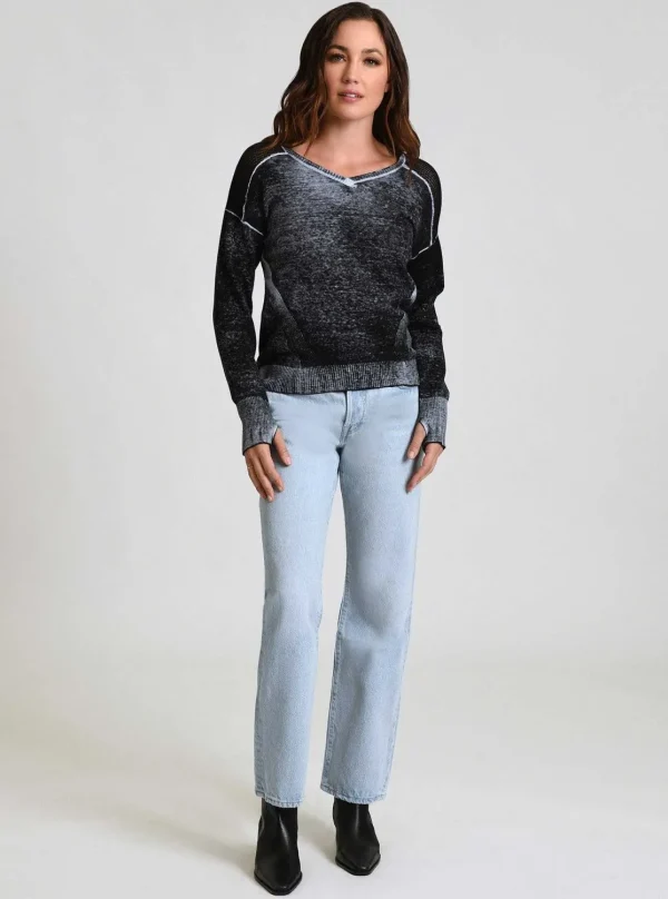 Women Blanc Noir Naval Blue*V-Neck Huntress Sweater